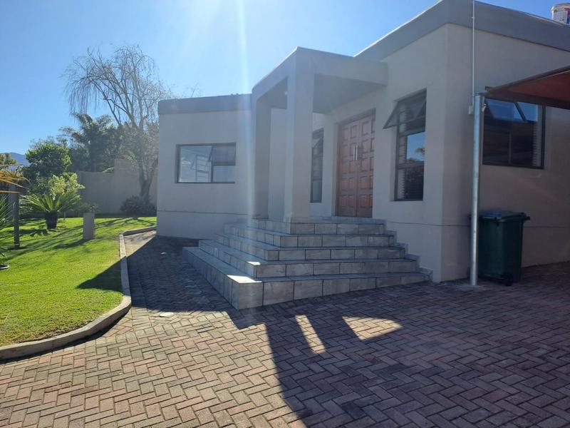 To Let 3 Bedroom Property for Rent in Rooi Rivier Rif Western Cape